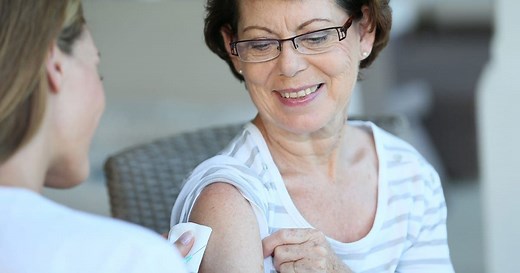 Pneumococcal Vaccines for Seniors | Family Doctor