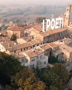 618 reactions · 328 shares | ... Guarda c’è un mondo intero che ti aspetta. Ascolta i racconti di leggende e battaglie. Assaggia il sapore di questa terra Scopri dove vivono i poeti. Aumenta i battiti del cuore. E adesso rallenta. Sali più in alto E guarda lontano fino a trovare il mare. C’è sempre qualcosa di nuovo per chi sa guardare. 朗 #VisitRimini #italianvillages #iborghidirimini | VisitRimini | Facebook