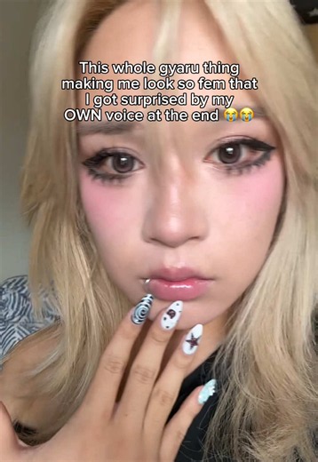 Gyaru Inspired Makeup Tutorial for Beginners