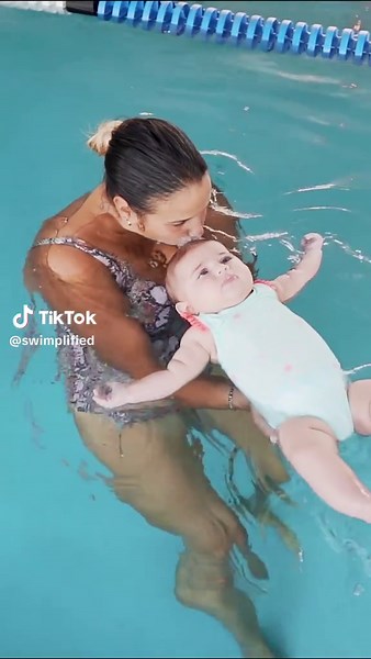 With these 10 simple steps, you won’t just prepare your child for swim lessons—you’ll actually make them water-safe, confident, and excited to swim! No more tears, no more fears—just a child who trusts you and feels secure in the water. Start right in the comfort of your own home, in the bath, and watch their confidence grow. Download now and give your child the gift of water safety and fun!#newmomsoftiktok #newmoms #babyswim #babyswim #firsttimemom #firsttimemom #swimminglessons #newparentsbeli