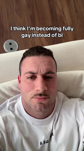 Exploring My Journey to Being Fully Gay