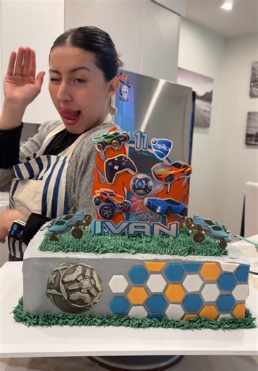 Decora un Pastel de Plancha en Este Sábado