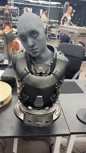 China’s Real Humanoid Robot is INSANE! 😱 | Next Gen is HERE Say hello to the future! 🤖🇨🇳 China just unveiled a real humanoid robot that moves, reacts, and interacts in real-time like a real human! 😲 From facial expressions to lifelike movement – this isn’t science fiction anymore… it’s real! 🌐🔥 Robotics just took a giant leap toward the next generation. Would you trust this bot around you? 😅👇 #innovation #trending ##explore #technology #trendy #engineering #innovation #humanoid #tech #t