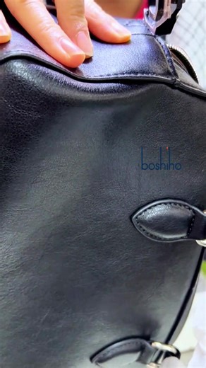 Handcrafted Leather Bags from a China Factory