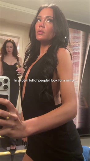 flossie (@flossieclegg)’s videos with Voodoo Ray - A Guy Called Gerald