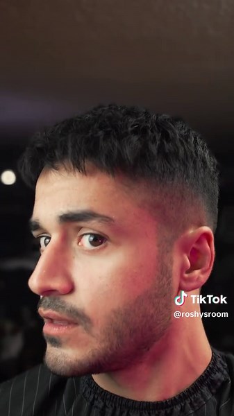 How to texture your hair . . . . #barber #haircut #hair #barbershop #texturedhair #texturedcrop #menshair #hairstyle