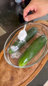 9.6M views · 240K reactions | Mix baking soda with cucumber!! | Tavares good Tips | Facebook