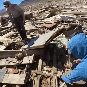 521K views · 6K reactions | This OLD Wooden Boat Wreck is LOADED! (Lake Mead) | Man + River | Facebook