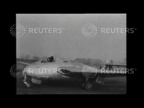 1948 New altitude record set by de Havilland Vampire