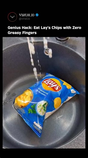 Vireal.io on Instagram: "The post features a viral video demonstrating an elaborate hack for eating Lay's sour cream and onion crisps without greasy fingers: washing the sealed bag under soapy water, drying it, and using tweezers to extract individual crisps. With over 2 million views and 952 likes within hours, it sparks light-hearted replies in Japanese, many proposing simpler alternatives like chopsticks or licking fingers, highlighting cultural preferences for neat eating habits. Such absurd