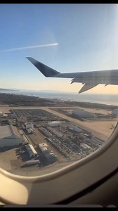 Aeroplane take off window view from Los Angeles airport #shortvideo #losangeles #aeroplane #airport | My Discovery Lens | Facebook