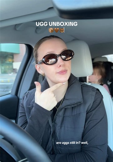 Shoe Trends of the Season with UGG Unboxing