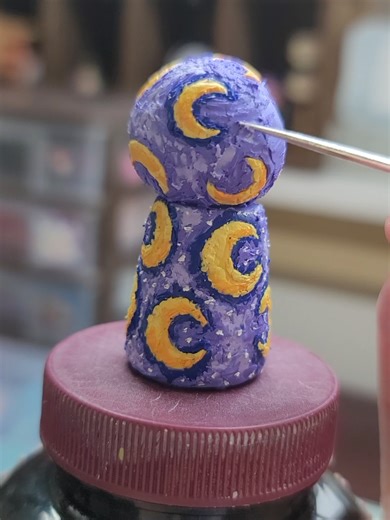 it's kinda like painting with polymer clay. The plan for this one is for some Pisces mermaid twin Uggies 🧜‍♀️🧜‍♂️ #polymerclay #moon #pisces #figurine #mermaid