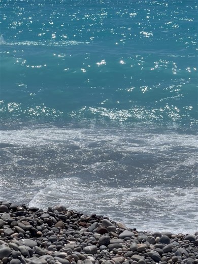 Ashley Stroehlein on Instagram: "The perfect beach days ☀️✨"