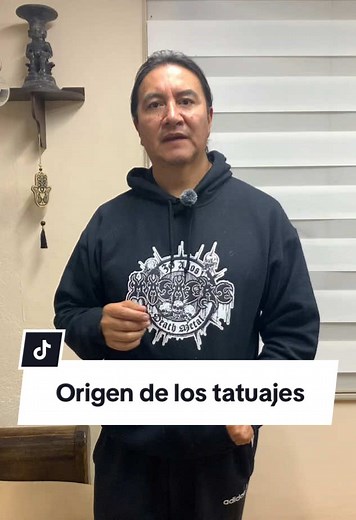 Conoce un poco más de historia acerca de el origen de los tatuajes.🏺🔎 #tattooquitoestudio #tattoo #ecuador #tattoostory #historia #ecuador🇪🇨 #videoviral #viral_video @tatuajes con identidad