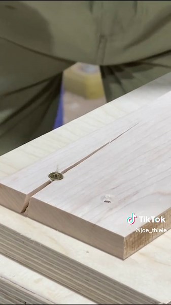 Proper Woodworking Techniques for Countersunk Screws