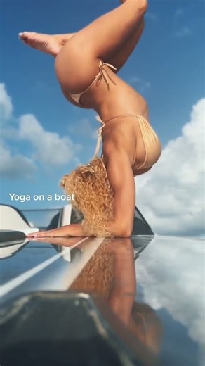 Bikini Yoga flexibity at Home😊#yoga Yoga Stretching 162