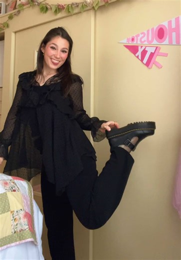 fit check w/ my new docs for work😛🫶 | Docs Shoes