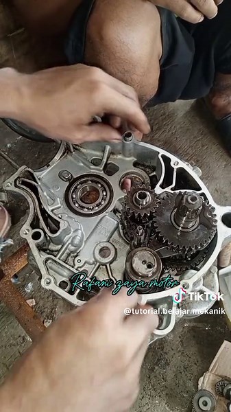 Perakitan Mesin Jupiter Z: Langkah dan Tutorial