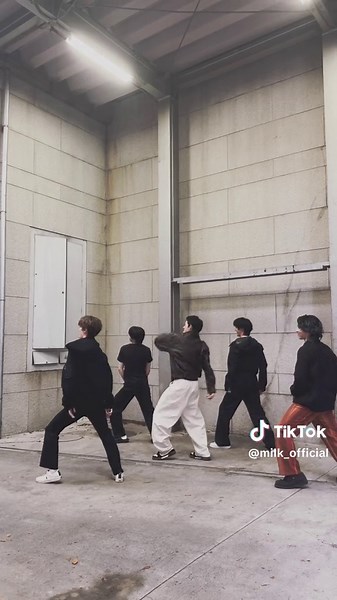 佐野勇斗のミルクダンス振付ガイド