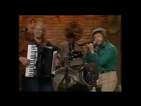 The Irish Rovers Live 1988 - Swallows Tale -