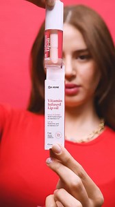 9.2K views · 165 reactions | Découvrez nos Vitamin Infused Lip Oils, riches en acide hyaluronique : Berry : la touche fruitée qui réveille vos lèvres avec gourmandise. Vanilla  : un voile de douceur vanillée qui sublime vos lèvres au quotidien. #lipoil#hydratation24h#soindeslèvres#acidehyaluronique | K-reine | Facebook