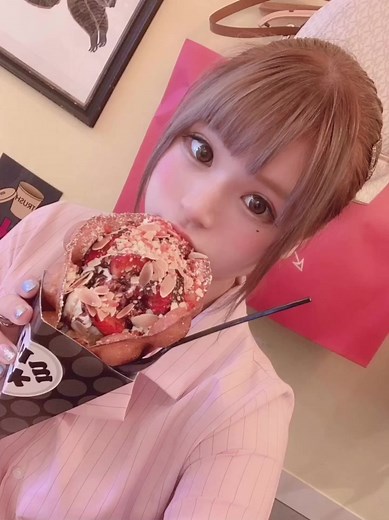 九州へ旅行に行った時のまとめ動画です。今回は福岡編！美味しい食べ物を沢山食べることができました！#モードランウェイ #福岡 #博多 #夏の思い出 #旅行vlog #tiktok東西決戦 #tiktokで旅をしよう #福岡美人に会いたくて