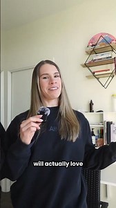 Group coaching could be your next big move and this free guide shows you how to do it😉💪