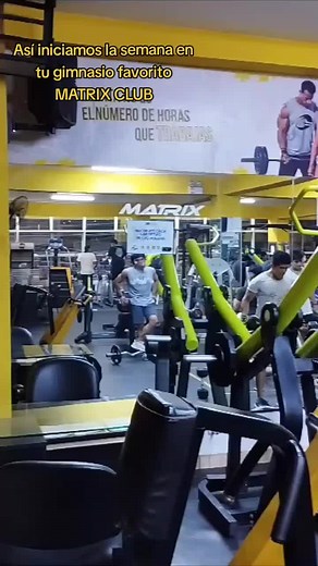 iniciando la semana con fuerza 💪🏻🤩 Matrix Gym Club - Huaycan #matrixgym #rutinafitness #gym