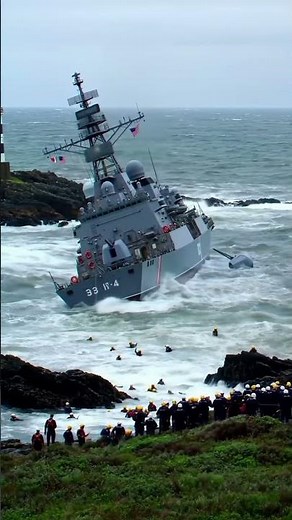 How did this gigantic warship crash here?! #whatwentwrong