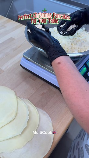 ✨ Wait… have you ever tasted Christmas in one bite? ✨ Because our pancakes are exactly that. Fluffy, golden, and straight-up irresistible — and the filling? Oh, it’s on a whole new level of delicious. These beauties are the perfect touch for your Christmas table, adding cozy vibes, festive mood, and that magic everyone’s craving this season. Get ready to fall in love with every bite. 🎄🥞💛 #food #christmas