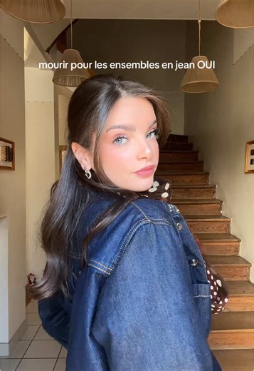 Ensembles en jean : l'indémodable tendance mode