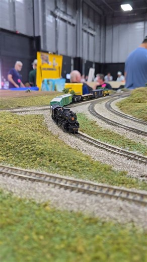 BR Railroad on Instagram: "N-Scale! These tiny 1:160 model trains are packed with incredible detail and sounds! This awesome layout was at the Greenberg Edison trainshow last month! #trains #fyp #railroad #travel #scalemodel #nscale #railway #diorama #steam #rail #diesel #scenery #show #rr #traintracks #train #traveling #PRR #trainspotting #hobby #railfans #nscaletrains #conrail"