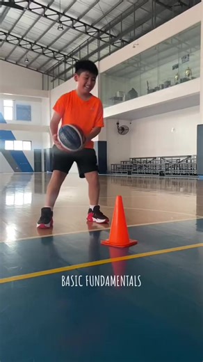 BASIC FUNDAMENTALS 🧪📈 OPEN FOR 1ON1 | SMALL GROUP | BASKETBALL CAMP Would you also like your kids to join a fun, safe, and structured basketball training? 🏀 At Hoop Ballers Basketball Camp, kids learn proper fundamentals, teamwork, and confidence while having fun! ✨ Open for beginners to advanced ✨ Ages 4–19 ✨ Weekend training 📩 Enroll now! Send us a message today Hashtags: #HoopBallers #BasketballCamp #YouthBasketball #KidsSports #FutureAthletes