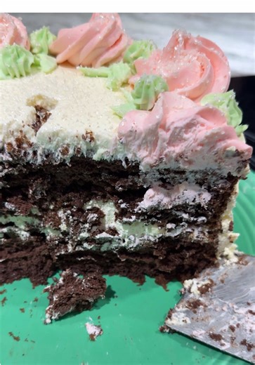 Delicious Chocolate Cake Recipe for Birthday Celebrations