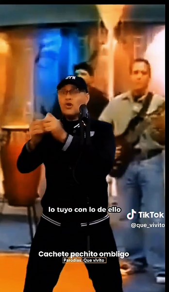 ¡Baila cachete con cachete!