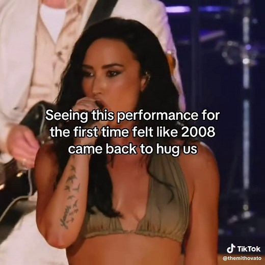 Demi Lovato and Jonas Brothers Live Performance Brings 2008 Nostalgia