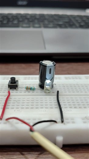 What is a Capacitor? ⚡ | Explained in Simple Way #arduino #electronics #diyelectronics#electronickit