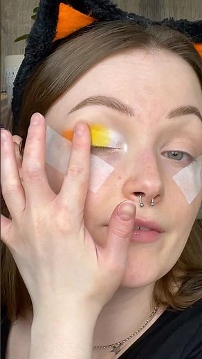 EASY CANDY CORN MAKEUP!!🎃 #halloween #makeup #makeuptutorial #eyemakeup