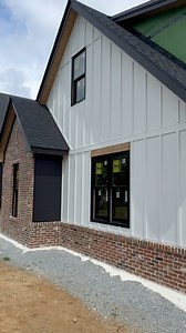 111K views · 715 reactions | Let’s install a NO ROT maintenance FREE wood header onto my house using Chamclad. #wkdconstllc #wkdconstruction #sashco #gotitcoach #lexel #norot #MaintenanceFree #ChamClad #ziptape #zipsystem #fauxwood #RecycledPVC #beauclips #hiddenfastner | wkdconstllc | Facebook