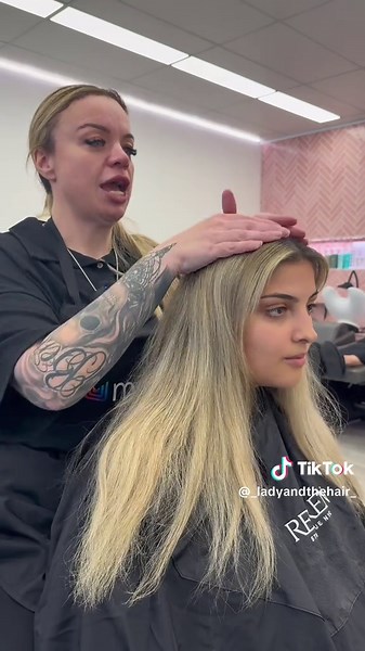 Super blonde bombshell energy activated ✨💣💁🏼‍♀️ This level of brightness should honestly come with a warning label because WOW. Clean lift, creamy tone. She walked out looking like the main character and we fully support it 🫡 #sunbury #BombshellBlonde #hotbitchhair #ladyandthehair #BrightBlonde