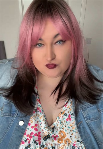 New wig, who dis? #newwig #wigs #wigtok #tiktokmademebuyit #springsale