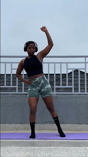 10 Minute Full Body Workout: No Equipment, No Excuses