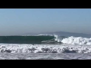 Ventura Beach C ST. 15 Foot Waves Southern California Beautiful 80° in the winter. Surfers Surfing!