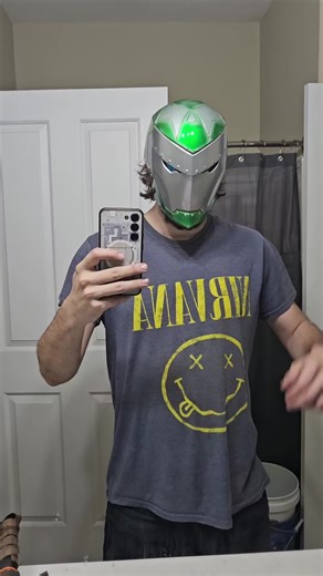 sorry not sorry, I had too 🤣, printed the infamous iron man helmet from baldwin3d #cosplayer #cosplay #ironman #ironmancosplay