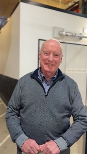 Let’s walk and talk with Aussie screen legend Ray Meagher…aka Alf Stewart on @homeandaway 🎥🏖️ #Sunriseon7 #homeandaway #bts #raymeagher | Sunrise