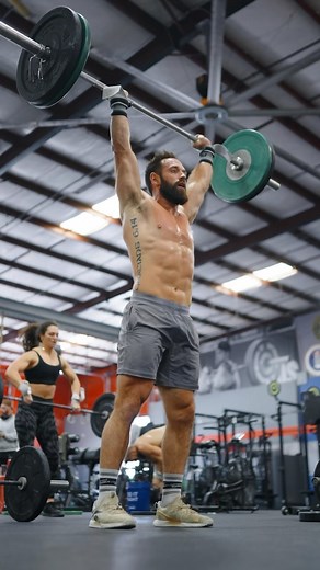 Rich Froning on Instagram: "Nutrient timing is important on this one. 5 sets 10 toes to bar 50’ handstand walk 10 clean and jerk Rest 1:1 5 sets 10 toes to bar 50’ handstand walk 10 power snatch Rest 1:1 @rpstrength takes your goals and activity level, and creates a personalized nutrition plan. Get a full year of the #rpdietapp with code FRONING for only $89.99."