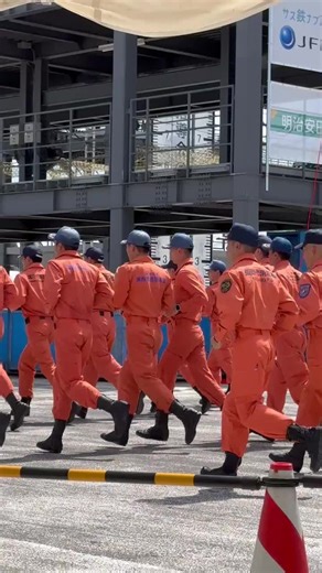 消防士とレスキュー隊の勇敢な活躍に感動！