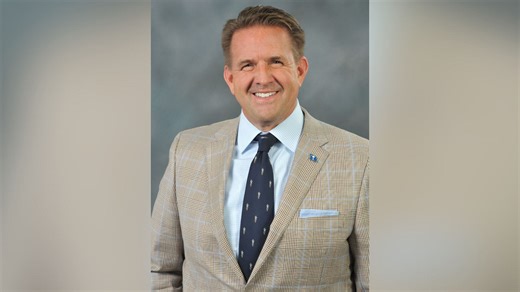 WVU President visits Parkersburg during Welcome Home Tour