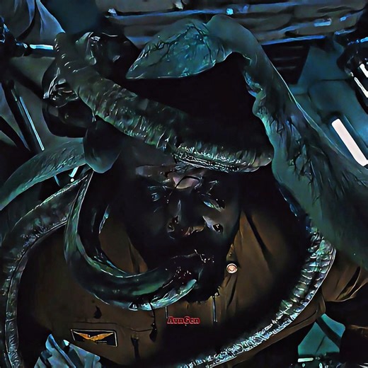 Aliens vs Humans on Mars #marvel #avngen